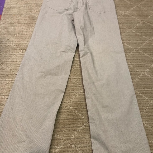 Tommy Bahama khakis - Picture 4 of 4